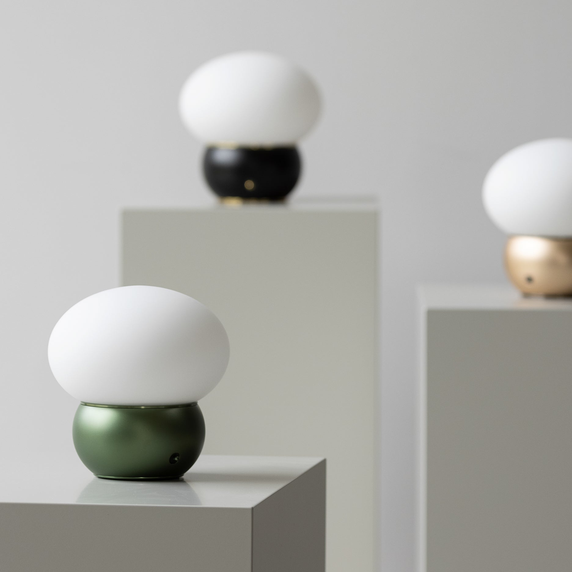 Cocoon LED-Tischlampe